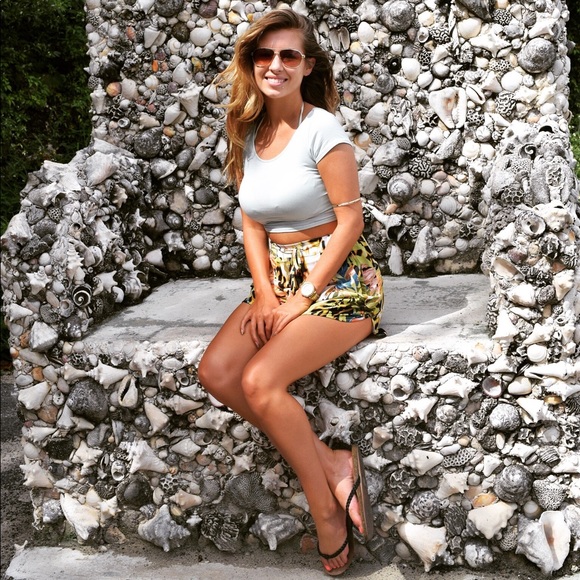 Meet your Posher, Mindi - Picture 1 of 1